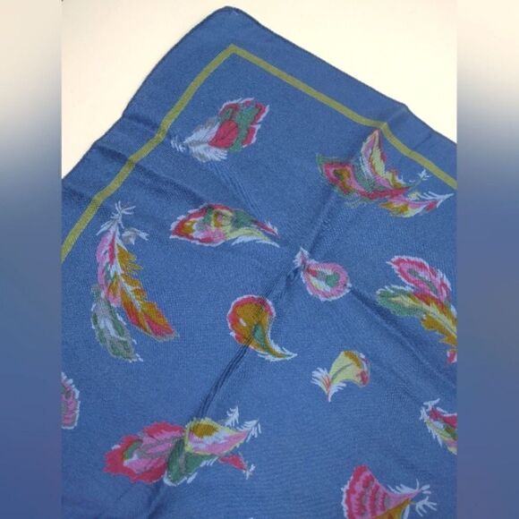 Liberty of London Vintage Silk Scarf Feathers - Picture 12 of 15